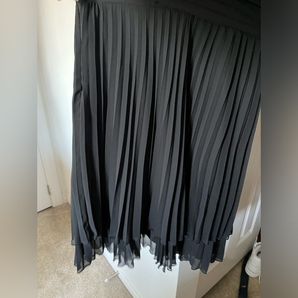 Selina Studio | Black Pleated Mini Dress | Size Medium - Picture 6 of 8